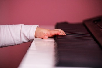 pianist-g2ae8d07ae_640.jpg